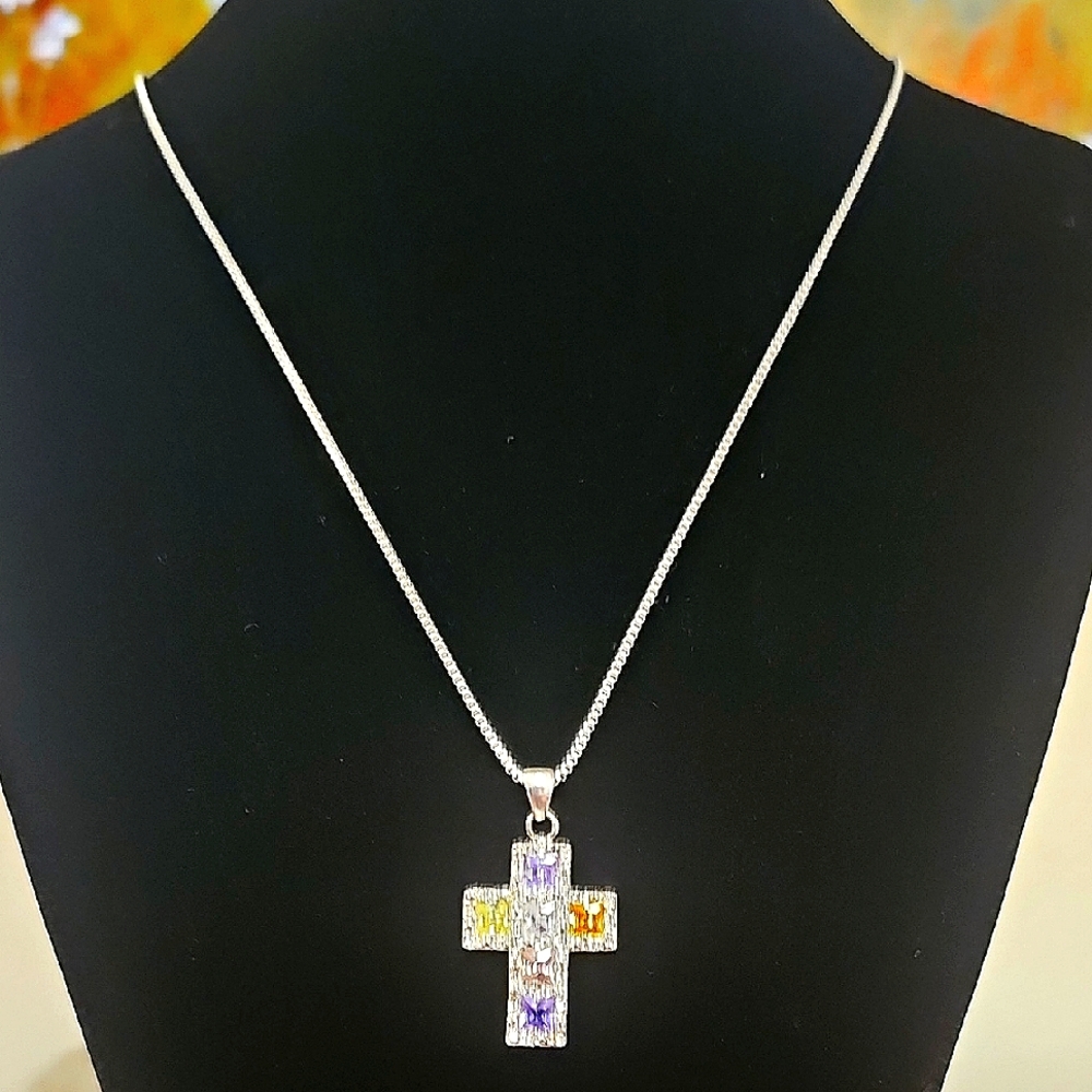 Chic Silvertone Box Chain Necklace with Brilliant Crystal Gemstone Cross Pendant